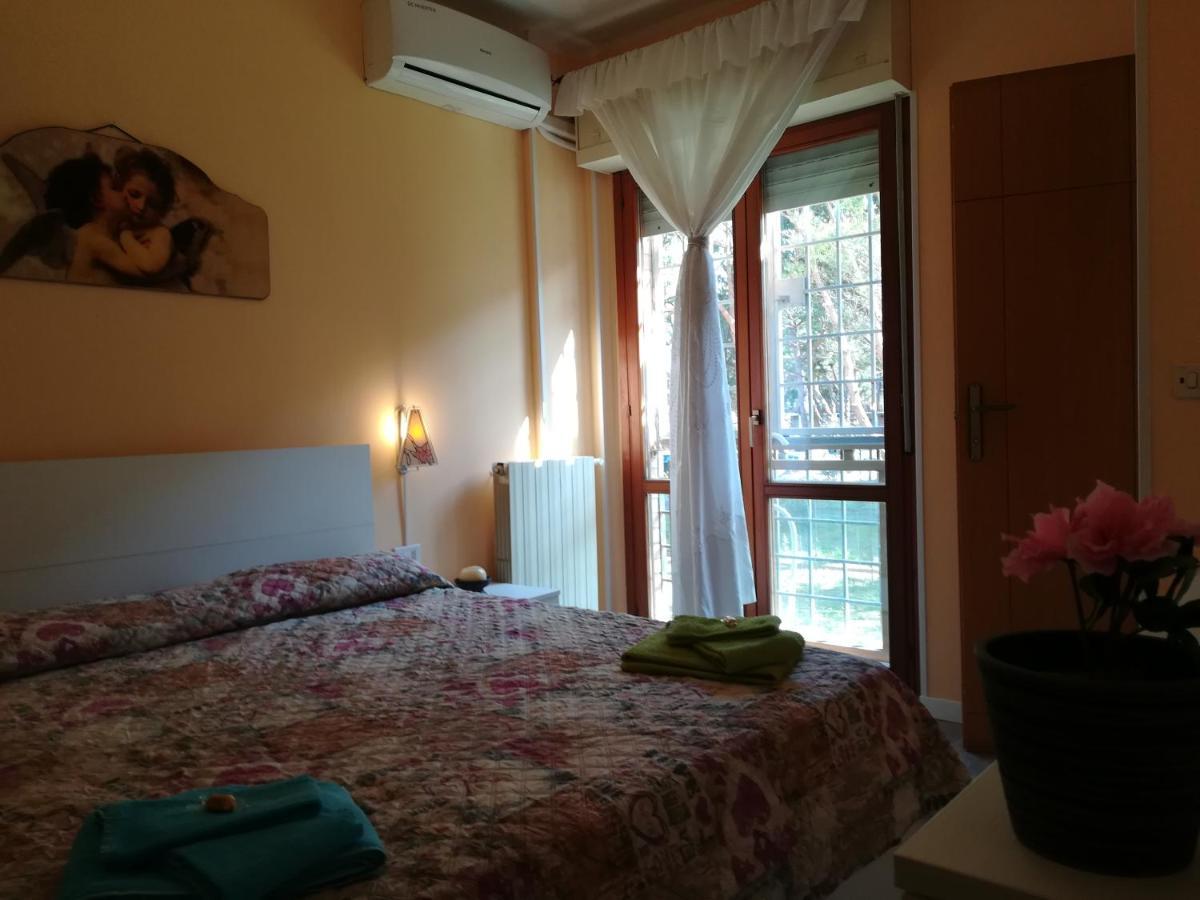 Il Girasole Di Ostia Appartement Buitenkant foto